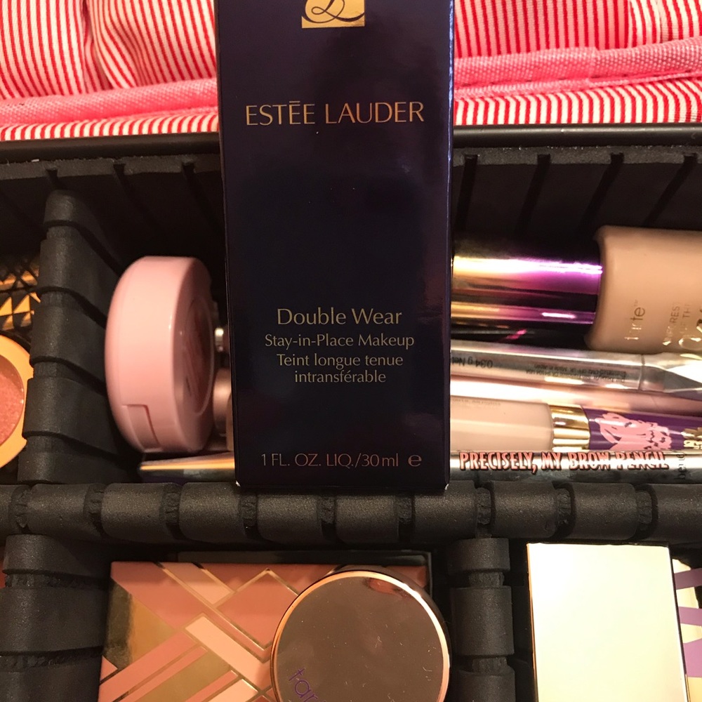 Estée Lauder Double wear foundation
